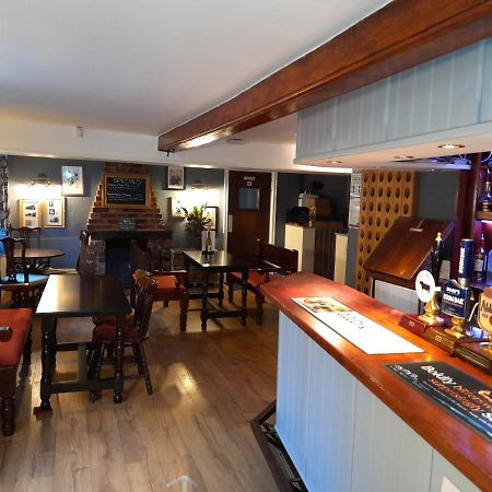 The Bull Inn Bourne Exterior foto